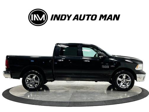 Brilliant Black Crystal Pearlcoat 2017 RAM 1500 Big Horn