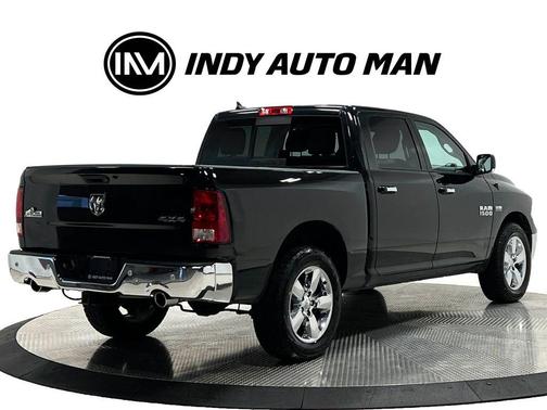 Brilliant Black Crystal Pearlcoat 2017 RAM 1500 Big Horn