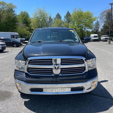 Brilliant Black Crystal Pearlcoat 2017 RAM 1500 Big Horn