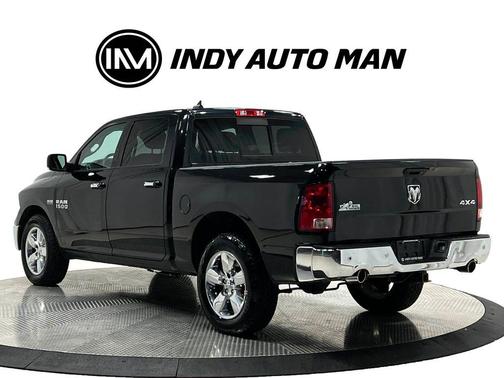 Brilliant Black Crystal Pearlcoat 2017 RAM 1500 Big Horn