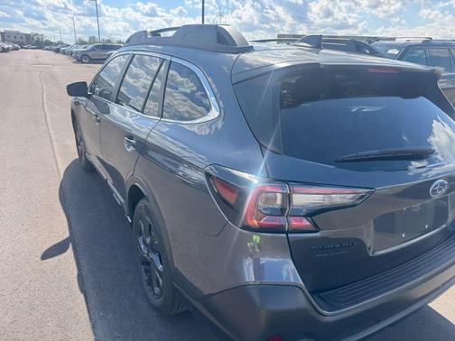 Magnetite Gray Metallic 2022 Subaru Outback Onyx Edition XT