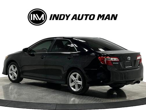 Attitude Black Metallic 2014 Toyota Camry SE