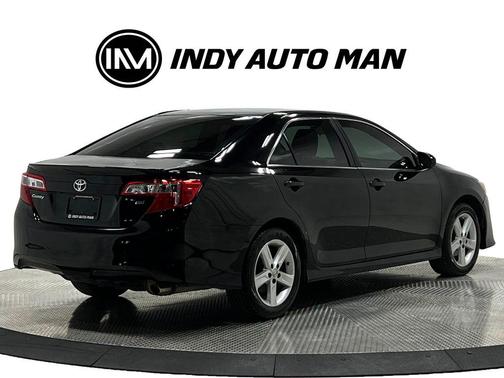 Attitude Black Metallic 2014 Toyota Camry SE