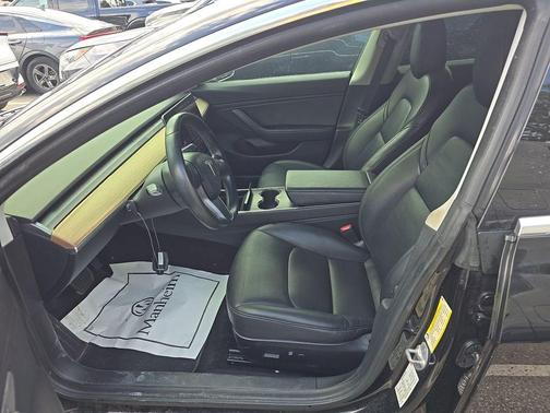 Black 2018 Tesla Model 3
