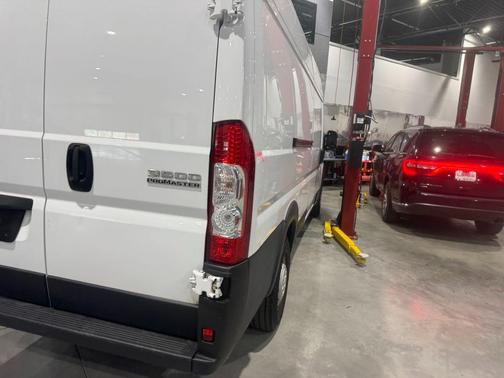 Bright White Clearcoat 2023 RAM ProMaster 3500 High Roof