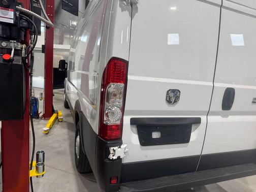 Bright White Clearcoat 2023 RAM ProMaster 3500 High Roof