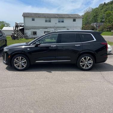 Stellar Black Metallic 2022 Cadillac XT6 Premium Luxury AWD