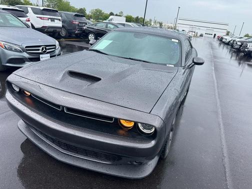 Granite Pearlcoat 2019 Dodge Challenger R/T