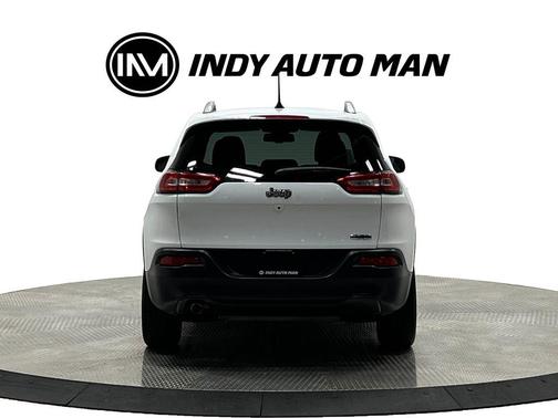 Bright White Clearcoat 2018 Jeep Cherokee Latitude Plus