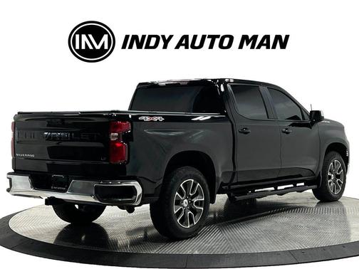 Black 2022 Chevrolet Silverado 1500 LT