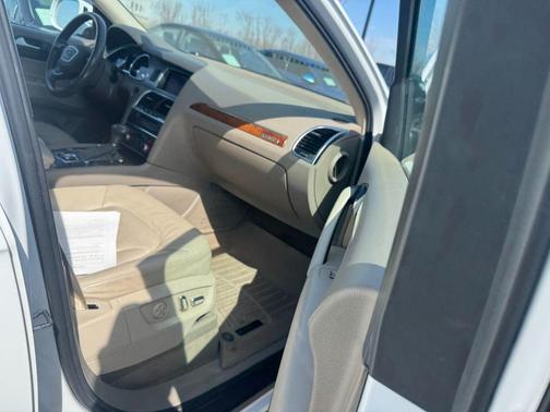 Carrara White 2015 Audi Q7 3.0 TDI Premium Plus