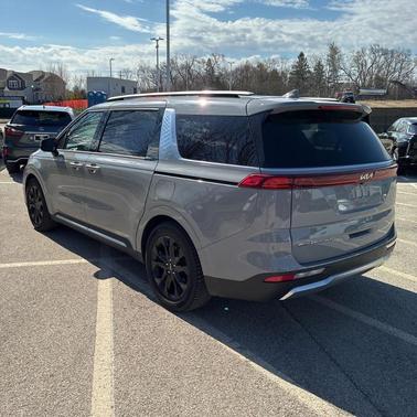Ceramic Silver 2022 Kia Carnival SX Prestige