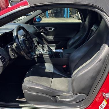 Italian Racing Red 2016 Jaguar F-TYPE Base