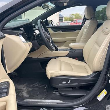 Stellar Black Metallic 2019 Cadillac XT5 Base