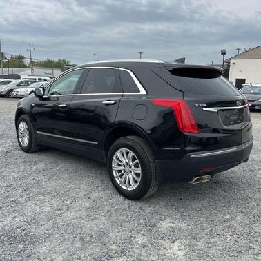 Stellar Black Metallic 2019 Cadillac XT5 Base