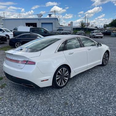 White Platinum Clearcoat Metallic 2018 Lincoln MKZ Reserve