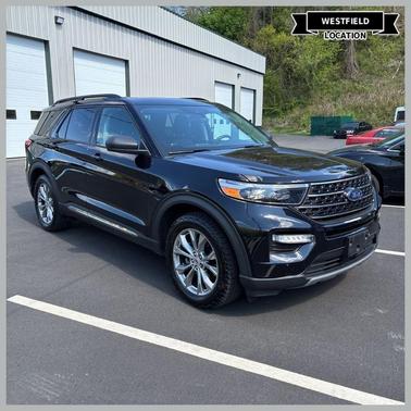 Black Metallic 2021 Ford Explorer XLT