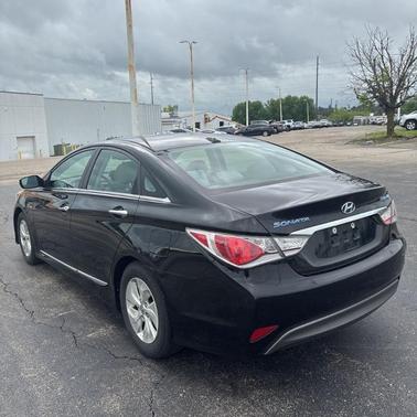 Eclipse Black 2015 Hyundai SONATA Hybrid Base