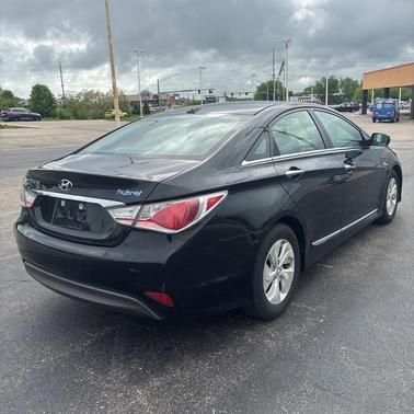 Eclipse Black 2015 Hyundai SONATA Hybrid Base