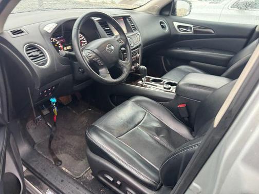 2014 Nissan Pathfinder Platinum