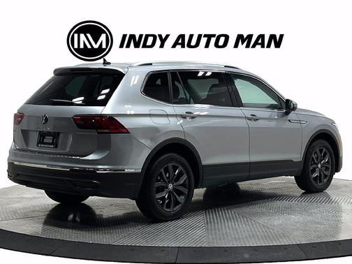 Pyrite Silver Metallic 2023 Volkswagen Tiguan 2.0T SE