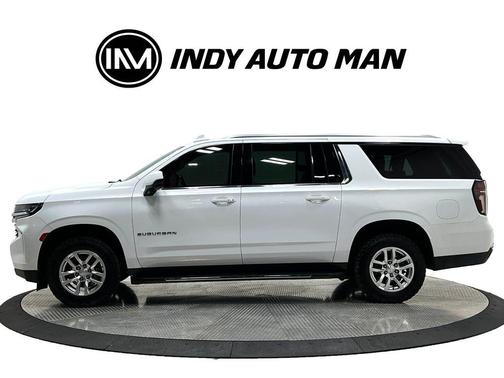 Summit White 2022 Chevrolet Suburban LT