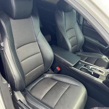 Platinum White Pearl 2022 Honda Accord Hybrid Sport