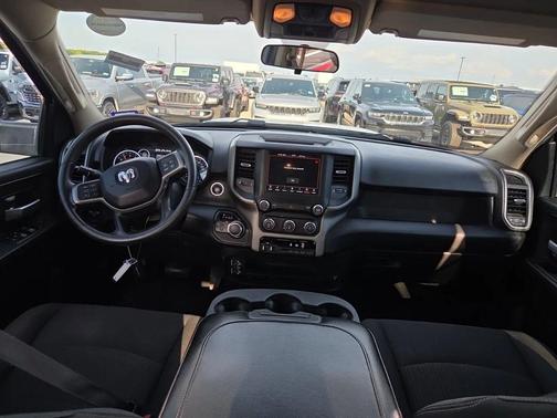 Bright White Clearcoat 2019 RAM 2500 Tradesman