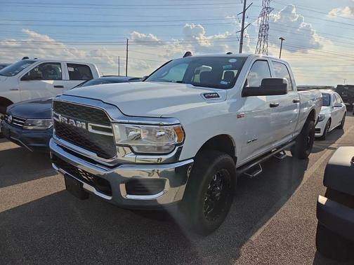 Bright White Clearcoat 2019 RAM 2500 Tradesman