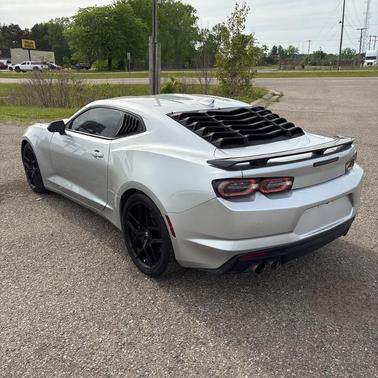 Silver Ice Metallic 2019 Chevrolet Camaro 2SS