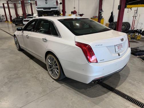 Crystal White Tri-Coat 2016 Cadillac CT6 3.6L Luxury