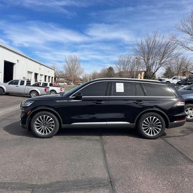 Black Metallic 2020 Lincoln Aviator Reserve AWD