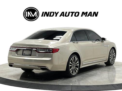 White Gold Metallic 2017 Lincoln Continental Select