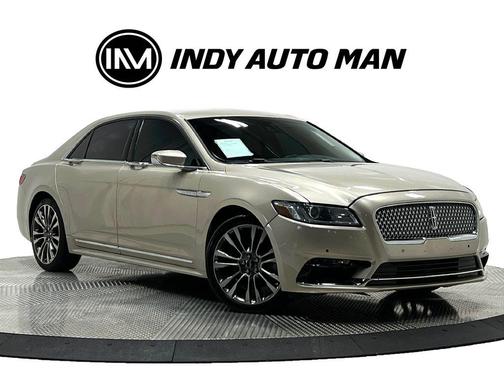 White Gold Metallic 2017 Lincoln Continental Select