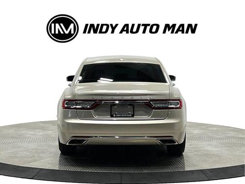 White Gold Metallic 2017 Lincoln Continental Select