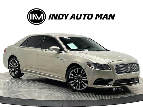 White Gold Metallic 2017 Lincoln Continental Select