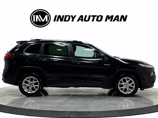 Brilliant Black Crystal Pearlcoat 2014 Jeep Cherokee Latitude