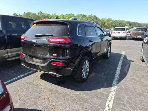 Diamond Black 2018 Jeep Cherokee Overland