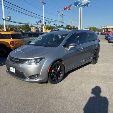 Billet Silver Metallic Clearcoat 2020 Chrysler Pacifica Limited