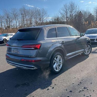 2021 Audi Q7 55 Premium Plus