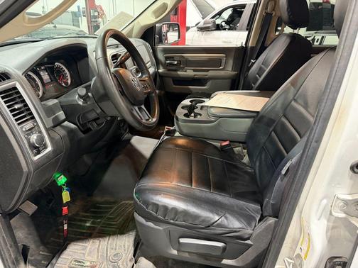 Bright White Clearcoat 2016 RAM 2500 SLT