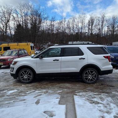2017 Ford Explorer sport