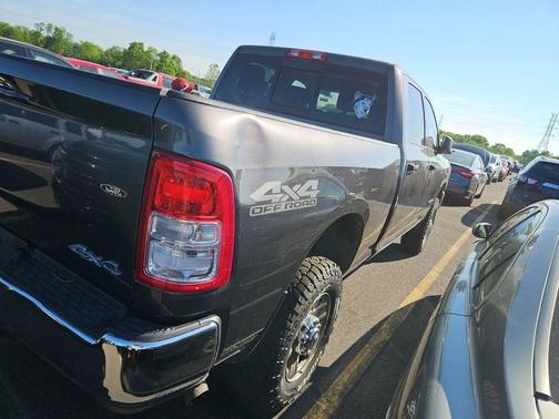 Crystal Metallic 2019 RAM 2500 Tradesman