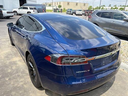 Deep Blue Metallic 2017 Tesla Model S 100D