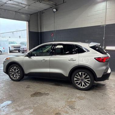 2020 Ford Escape Titanium Hybrid