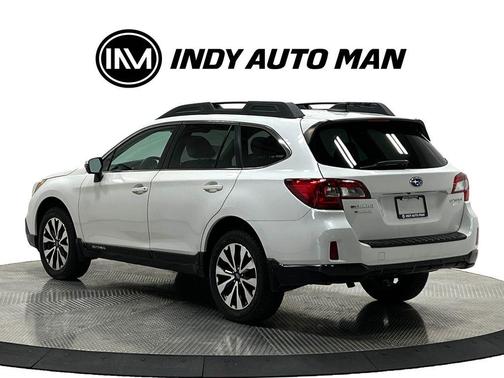 White 2017 Subaru Outback 2.5i Limited