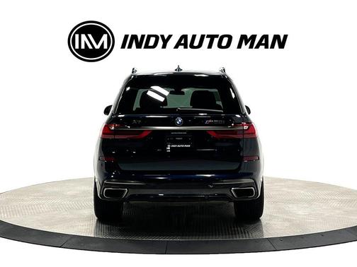 2022 BMW X7 M50i