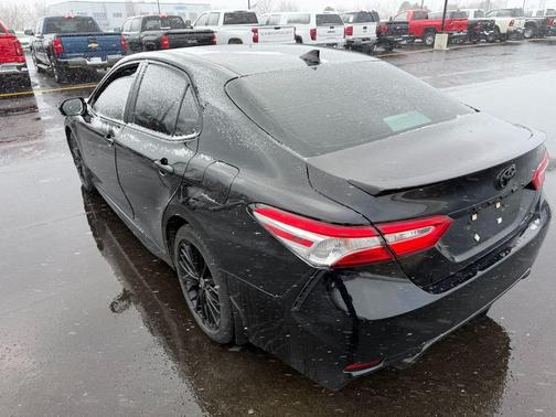 2020 Toyota Camry SE Nightshade