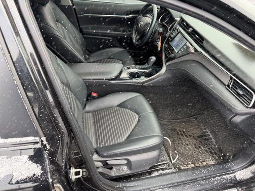 2020 Toyota Camry SE Nightshade