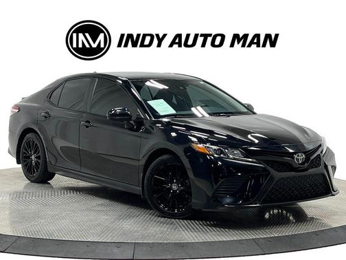 Midnight Black Metallic 2020 Toyota Camry SE Nightshade